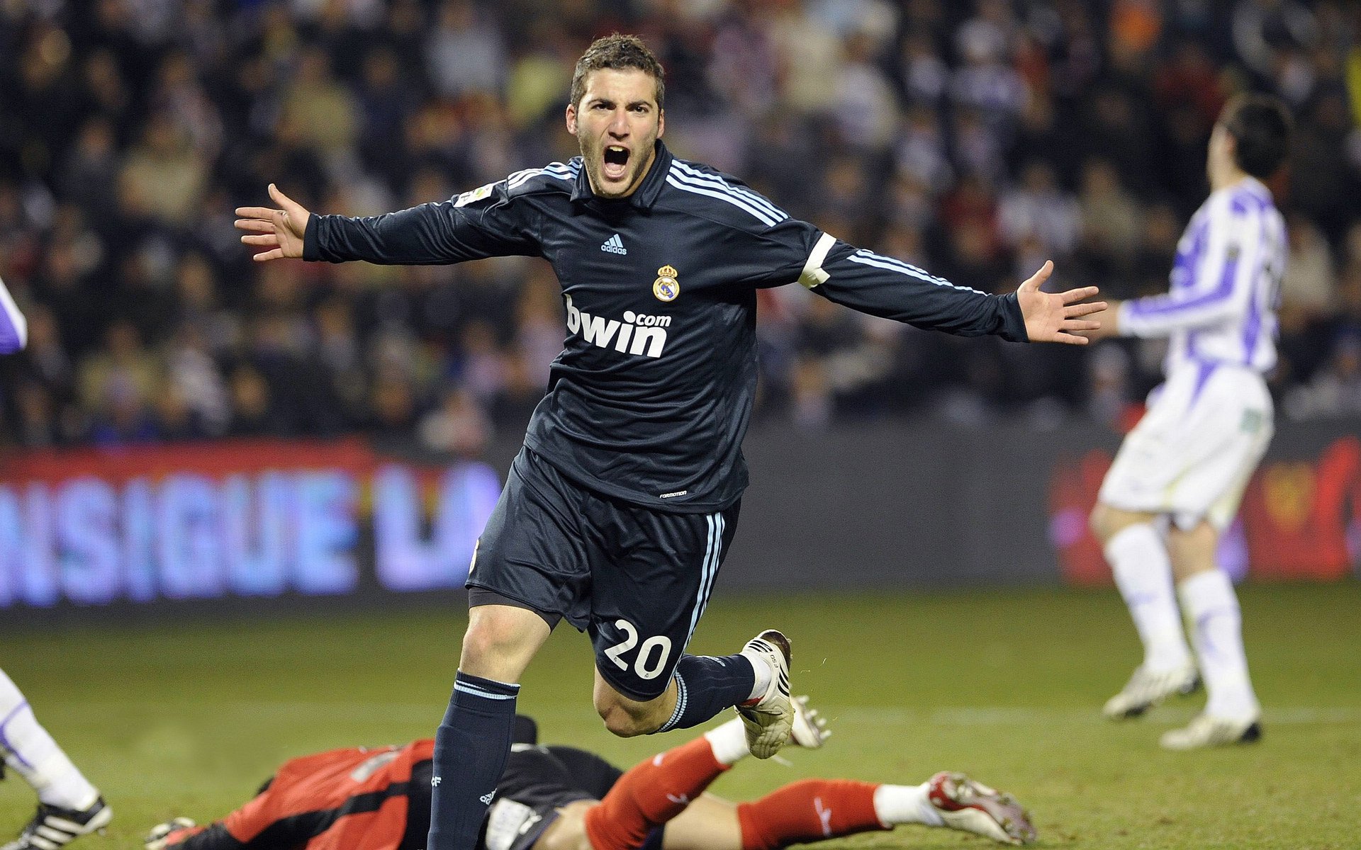 开云app下载-【最难忘时刻】本赛季五大逆转胜利盘点，季后赛逆转